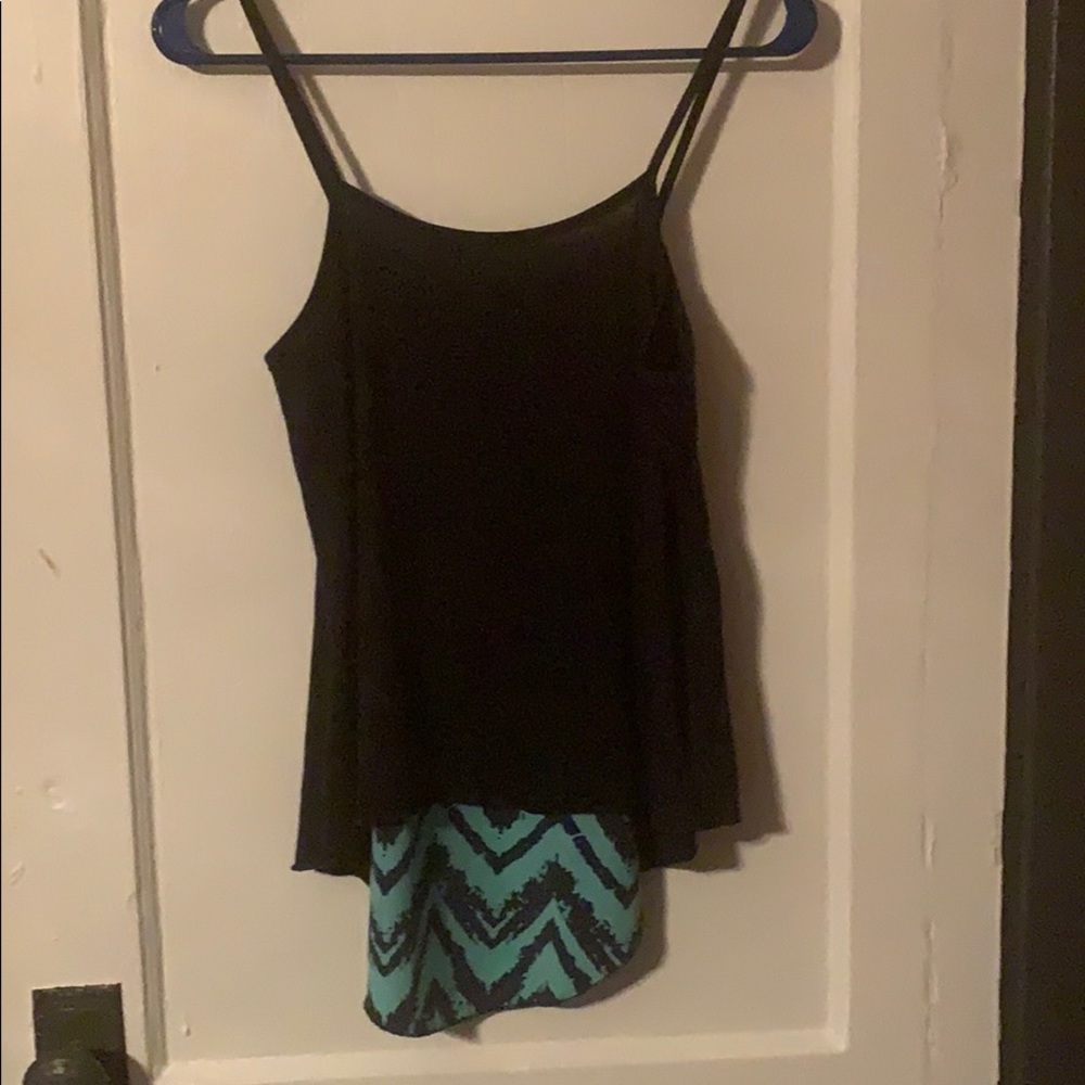 Rue 21 bow tank